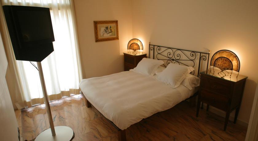 Roma Resort Trevi Værelse billede